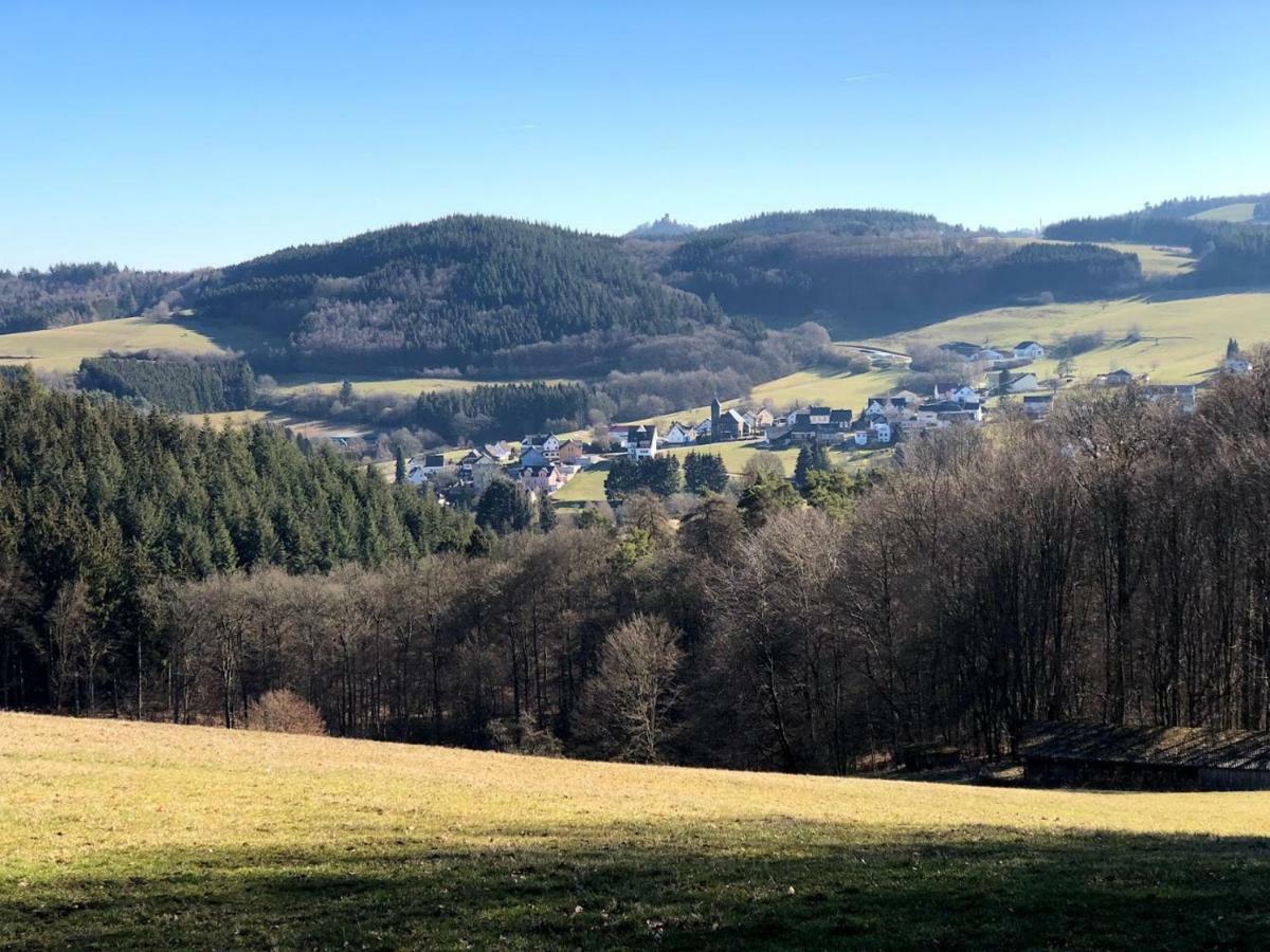 Hotel garni Zum Adenauer Forst Wimbach Exterior foto