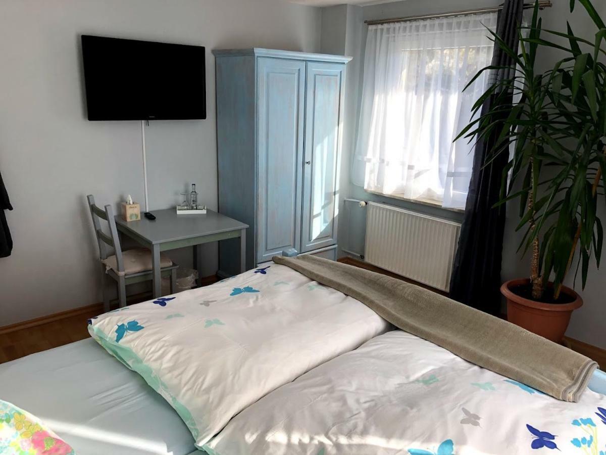 Hotel garni Zum Adenauer Forst Wimbach Exterior foto